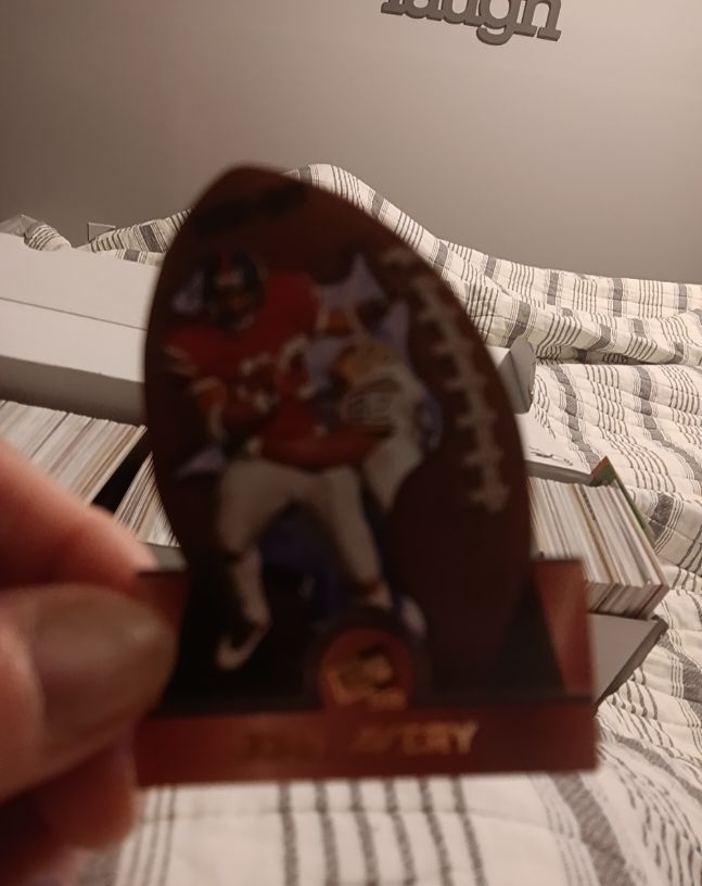 1990 John Elway Football Pin — front