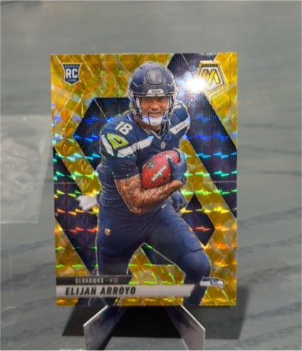 2025 Panini Mosaic #314 Elijah Arroyo — front