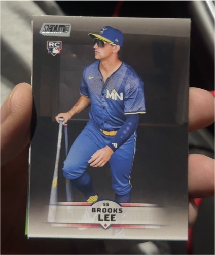2025 Topps Stadium Club #141 Brooks Lee — front