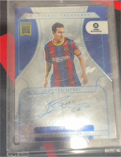 2021 Panini National Treasures Lionel Messi — front