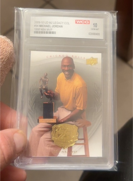 2009-10 Upper Deck MJ Legacy Collection Gold #94 Michael Jordan — front
