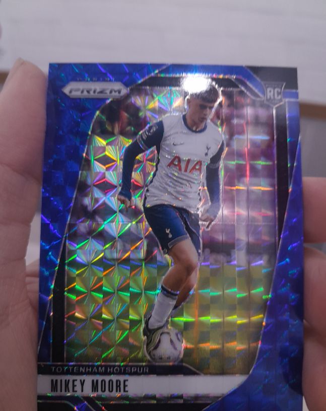2024-25 Panini Prizm Premier League #82 Mikey Moore — front