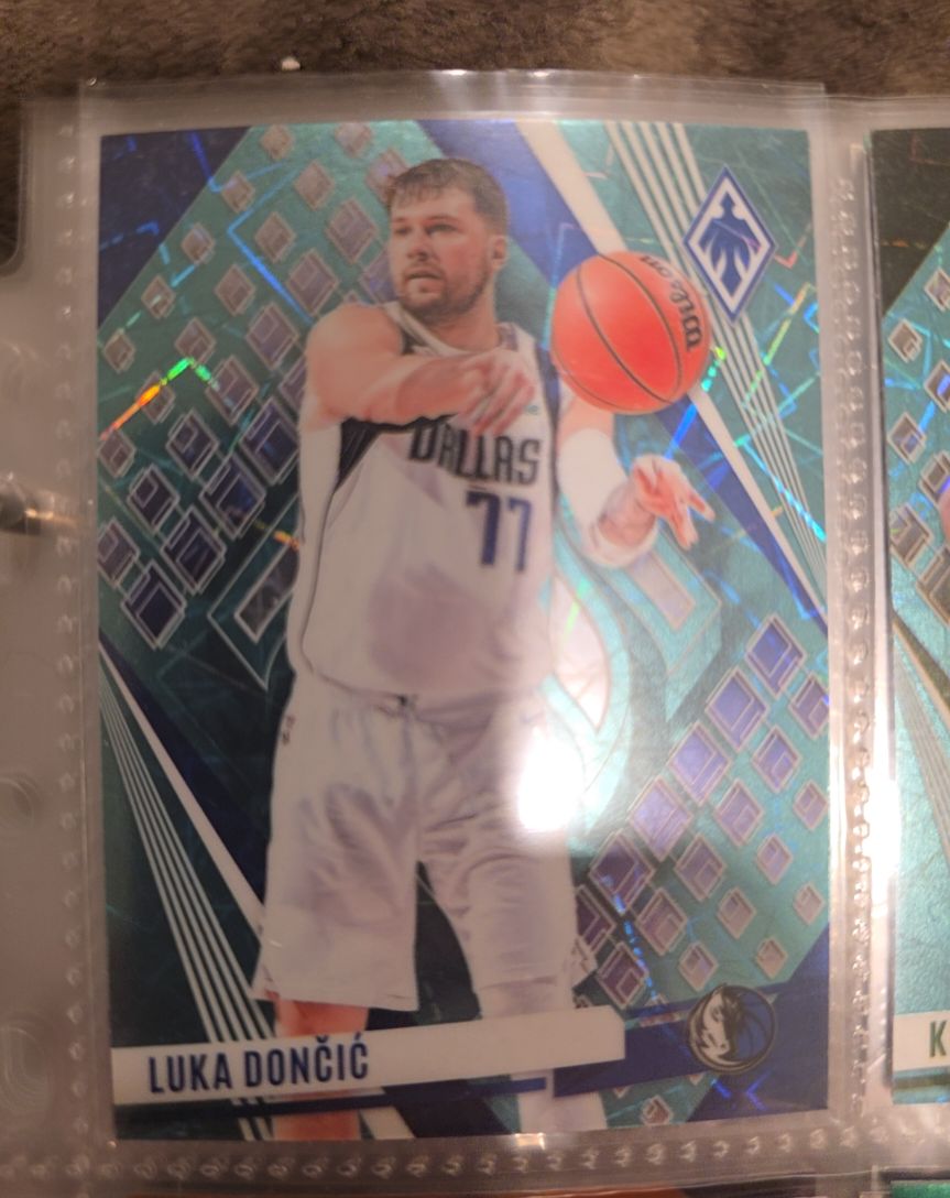 2023-24 Panini Phoenix #157 Luka Dončić — front