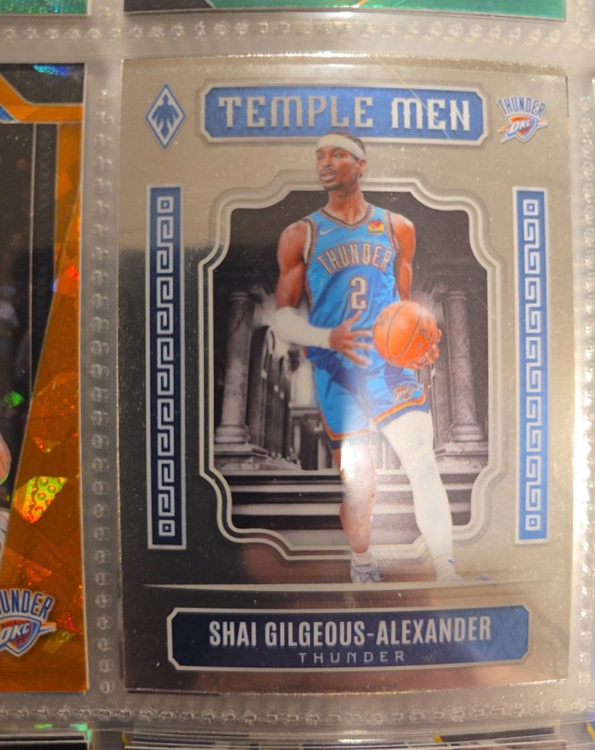 2023-24 Panini Phoenix #22 Shai Gilgeous-Alexander Temple Men Thunder — front