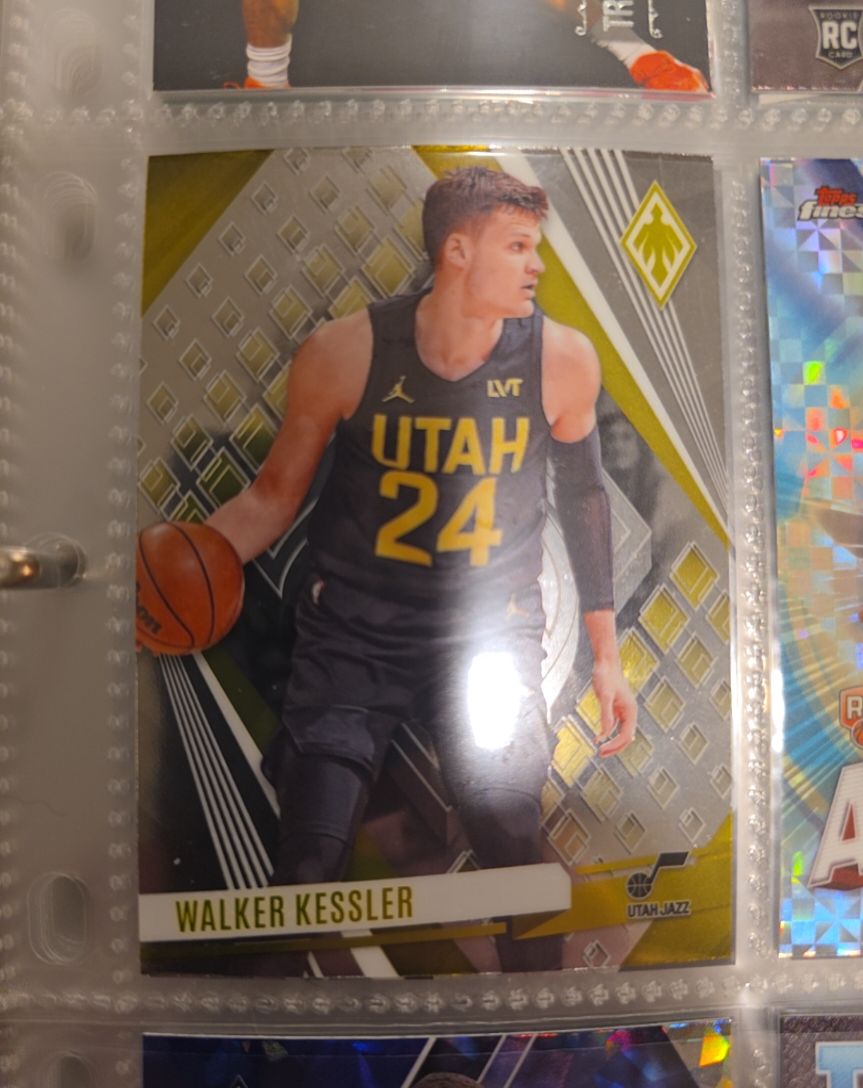 2023-24 Panini Phoenix #42 Walker Kessler — front