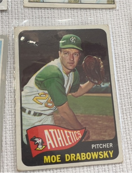 1965 Topps #439 Moe Drabowsky Kansas City Athletics — front