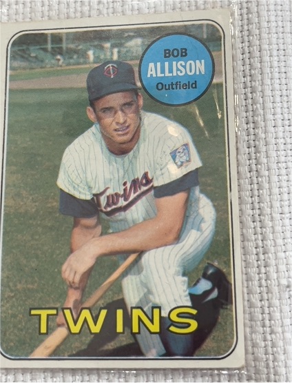 1969 Topps #30 Bob Allison — front