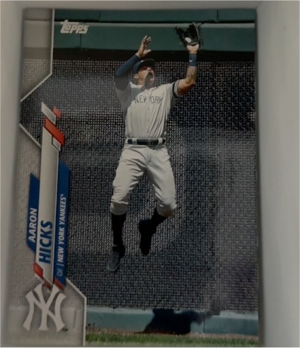 2020 Topps #252 Aaron Hicks — front