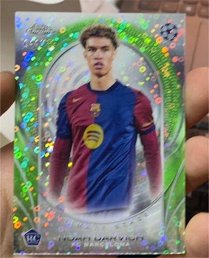 2024-25 Topps UEFA Ultimate Stage Chrome #USC-15 Noah Darvich — front
