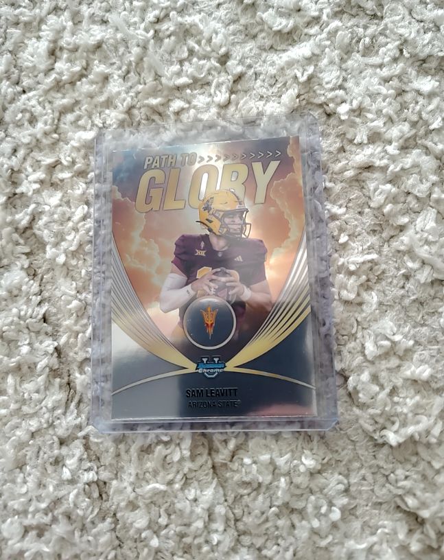 2025 Bowman Chrome #PG-7 Sam Leavitt — front