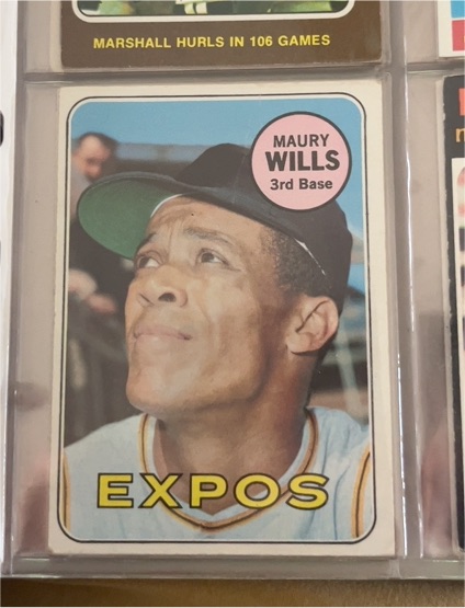 1969 Topps #45 Maury Wills — front