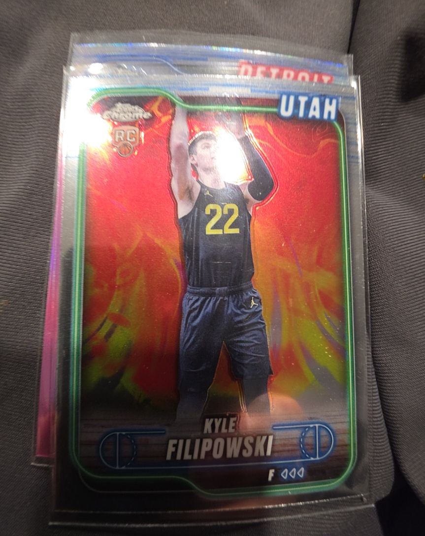 2024-25 Topps Chrome #127 Kyle Filipowski — front
