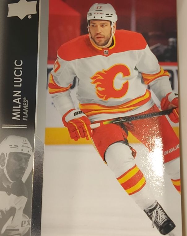2021-22 Upper Deck Series 1 #29 Milan Lucic — front