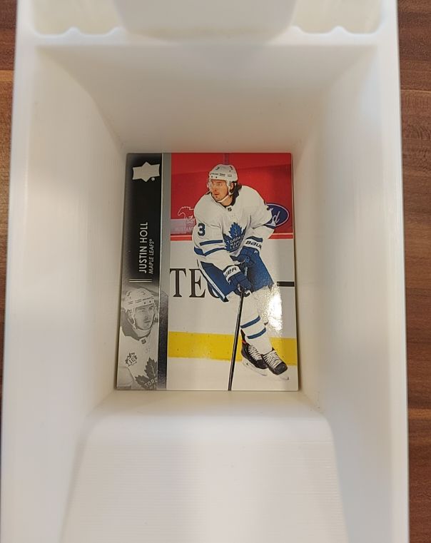 2021-22 Upper Deck Series 1 #168 Justin Holl — front
