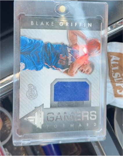 2013-14 Panini Titanium Gamers #9 Blake Griffin — front