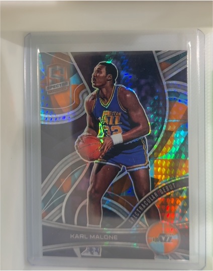 2021-22 Panini Spectra #172 Karl Malone — front