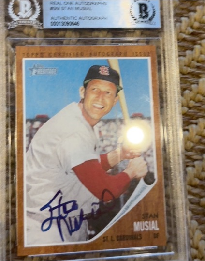 2011 Topps Heritage Real One Autographs #ROA-SM Stan Musial — front