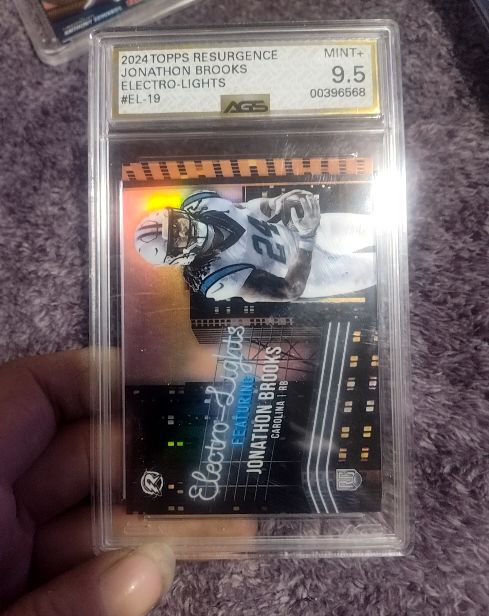 2024 Topps Resurgence #EL-19 Jonathon Brooks Electro-Lights — front