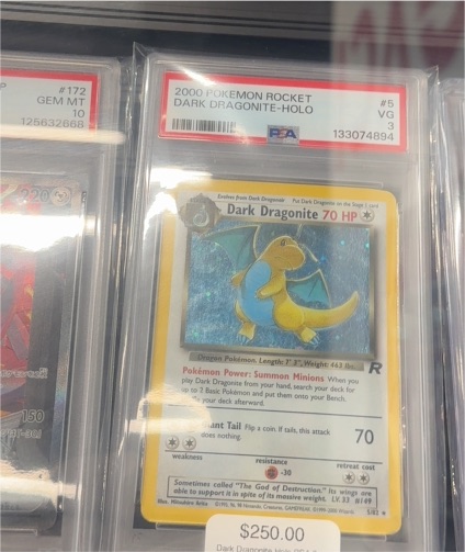 2000 Pokemon Rocket #5 Dark Dragonite Holo — front
