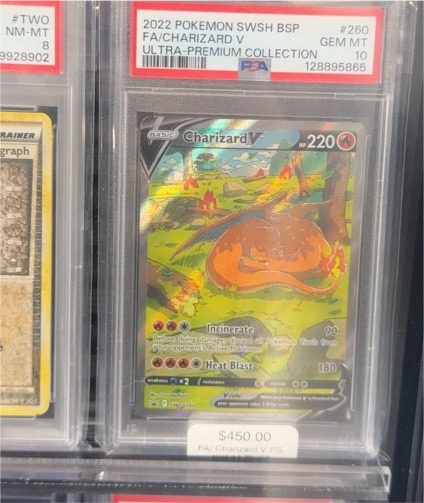 2022 Pokémon SWSH #260 Charizard V — front