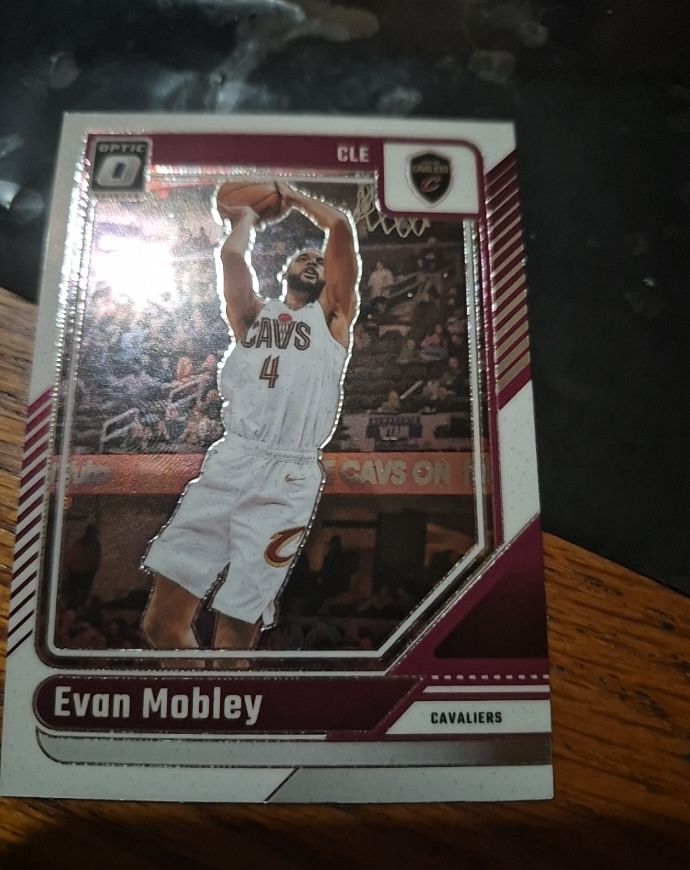 2024-25 Panini Donruss Optic #121 Evan Mobley — front