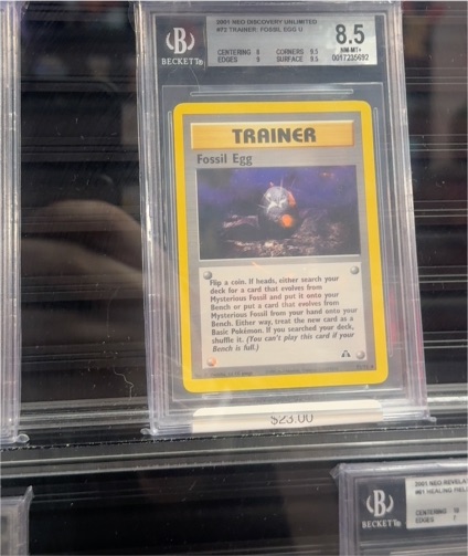 2001 Pokemon Neo Discovery #72 Fossil Egg — front