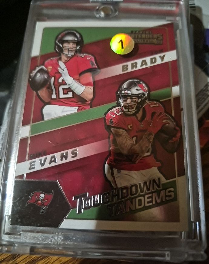 2022 Panini Contenders Touchdown Tandems #TDT-TB Tom Brady, Mike Evans — front