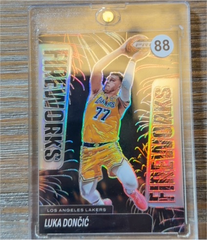 2024-25 Panini Prizm Black #10 Luka Dončić Fireworks — front