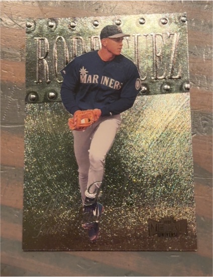 1999 Skybox Metal Universe #50 Alex Rodriguez — front