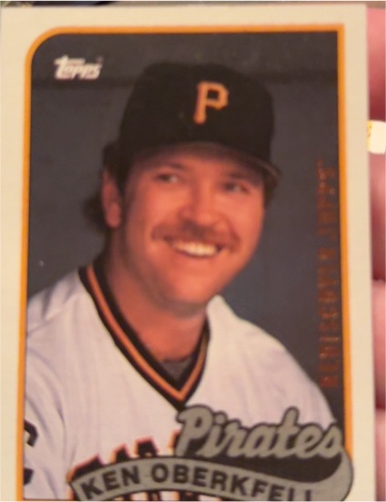 1989 Topps #751 Ken Oberkfell — front