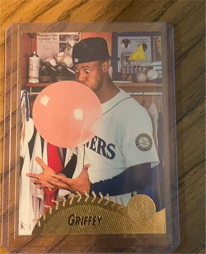 1995 Pinnacle #128 Ken Griffey Jr. — front