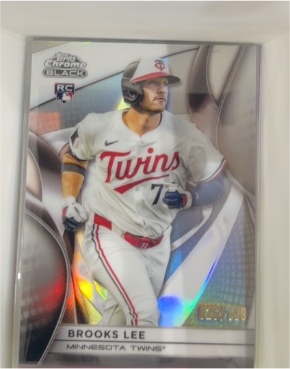 2025 Topps Chrome Black #41 Brooks Lee — front