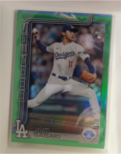 2025 Topps Series 2 #558 Roki Sasaki — front