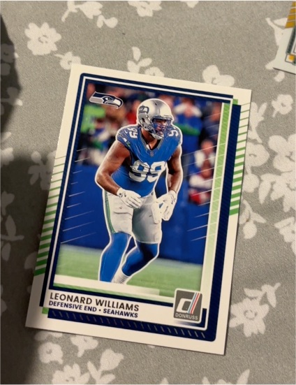 2025 Panini Donruss #136 Leonard Williams — front