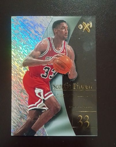 1997-98 Skybox EX-2001 #11 Scottie Pippen — front