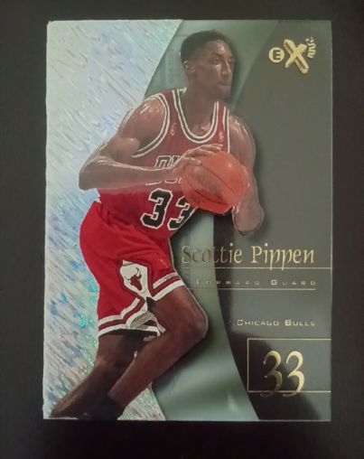1997-98 Skybox EX-2001 #11 Scottie Pippen — front