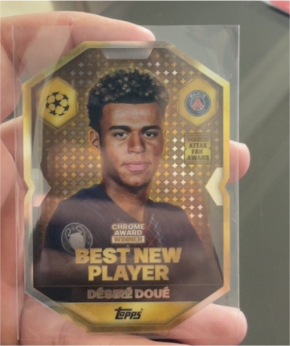 2025 Topps Match Attax Chrome Award Winner #CA2 Désiré Doué — front