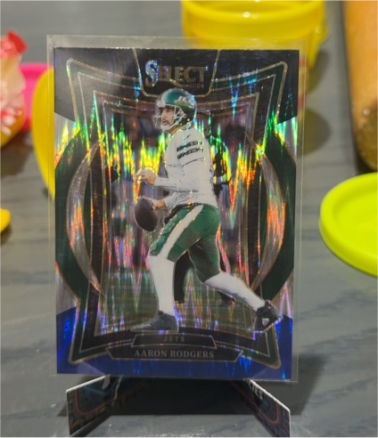 2024 Panini Select #40 Aaron Rodgers Black & Blue Prizm Shock — front