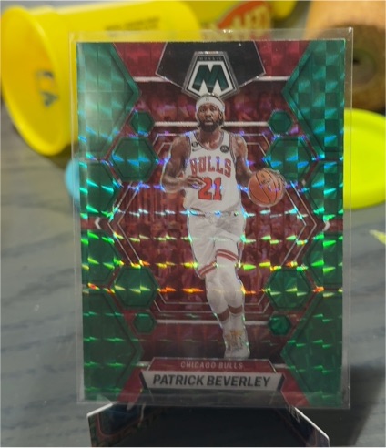 2022-23 Panini Mosaic #12 Patrick Beverley — front