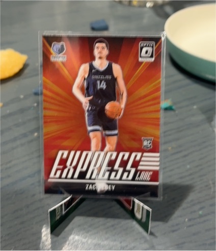2024-25 Panini Donruss Optic #10 Zach Edey Express Lane Rookie — front