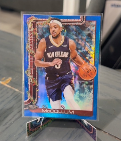 2025-26 Topps Holiday #H155 C.J. McCollum — front