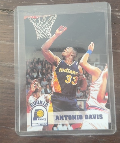 1993-94 NBA Hoops #345 Antonio Davis — front