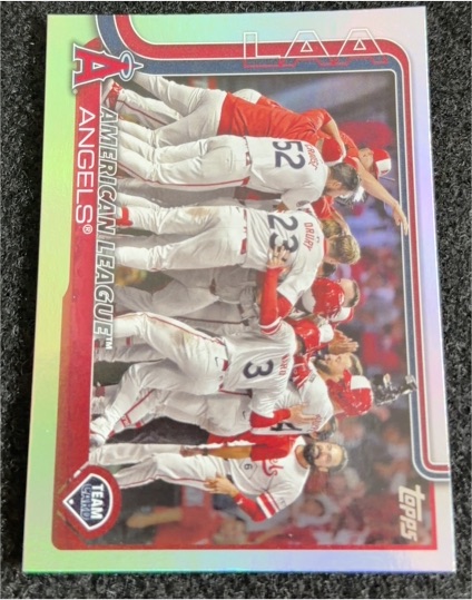 2025 Topps Series 1 #85 Los Angeles Angels Team — front