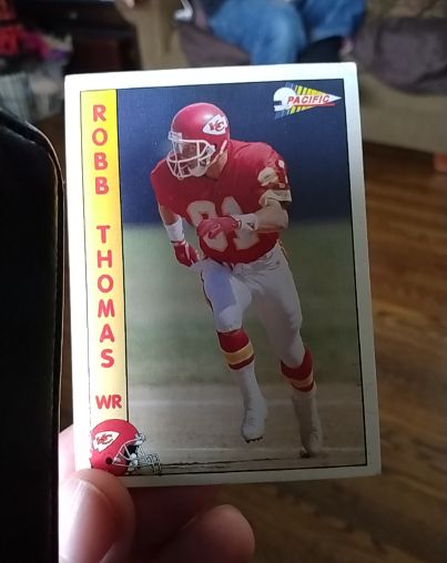 1992 Pacific #143 Robb Thomas — front