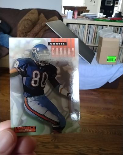 1994 SkyBox Impact #38 Curtis Conway — front