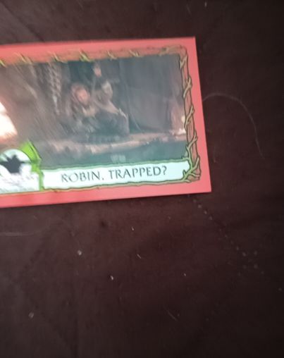 1991 Topps Robin Hood Prince of Thieves #40 Robin, Trapped? — front