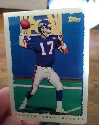 1995 Topps #140 Dave Brown New York Giants — front