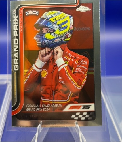2025 Topps Chrome Formula 1 #124 Carlos Sainz — front