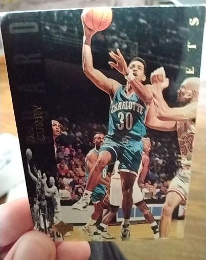 1994 Upper Deck #119 Dell Curry — front