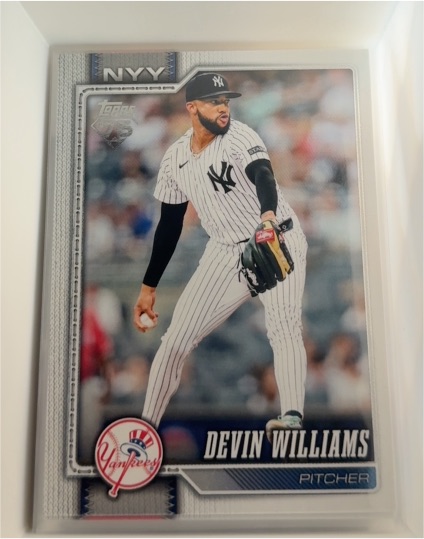 2026 Topps #239 Devin Williams — front